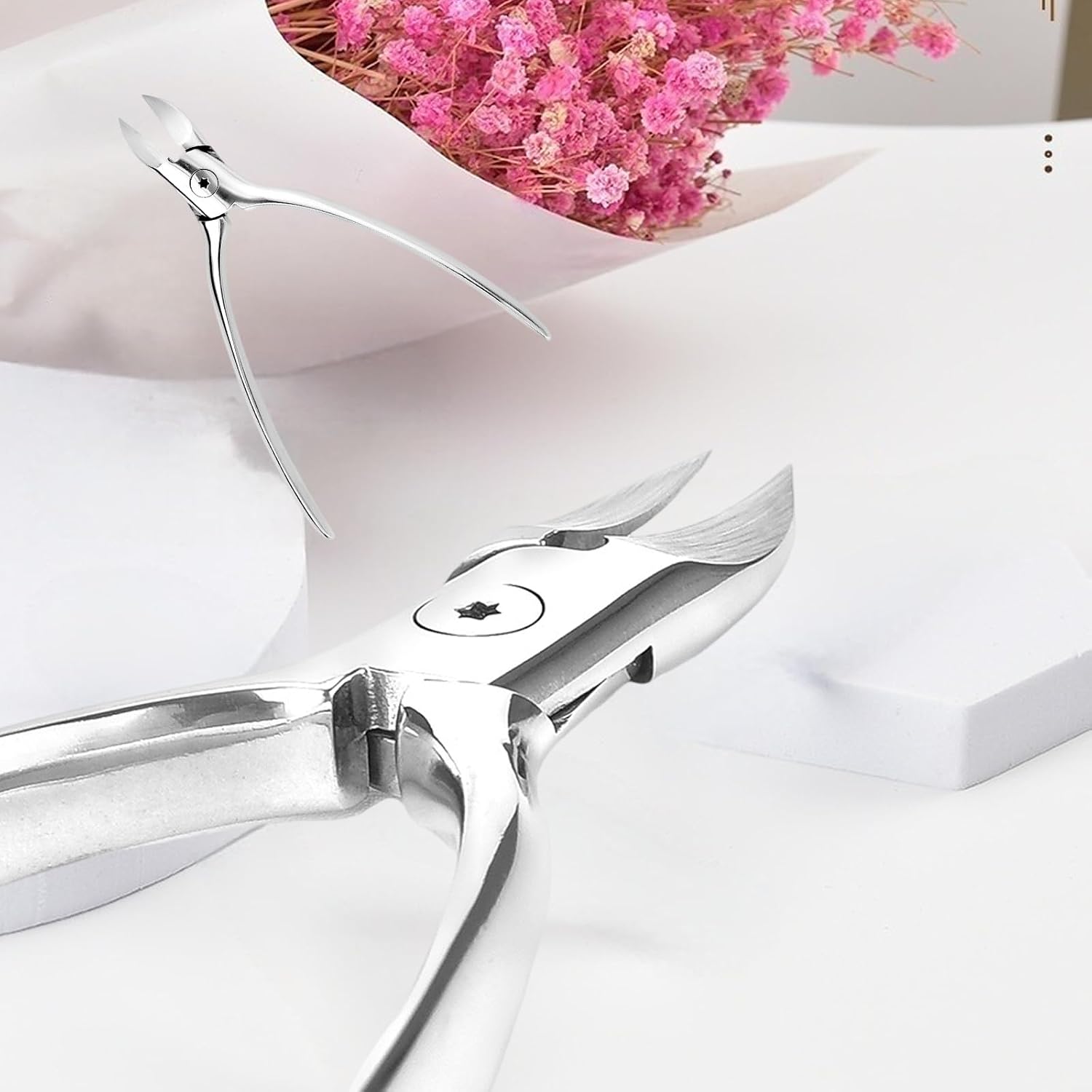 Nail Clippers Toenail Clippers, Hysotok Nail Clippers Set 3-Pcs, Ultra Sharp Stainless Steel Toe Nail Clippers for Thick Nails, Nail Clippers for Men Women, Nail File for Nail Care (Silvery)