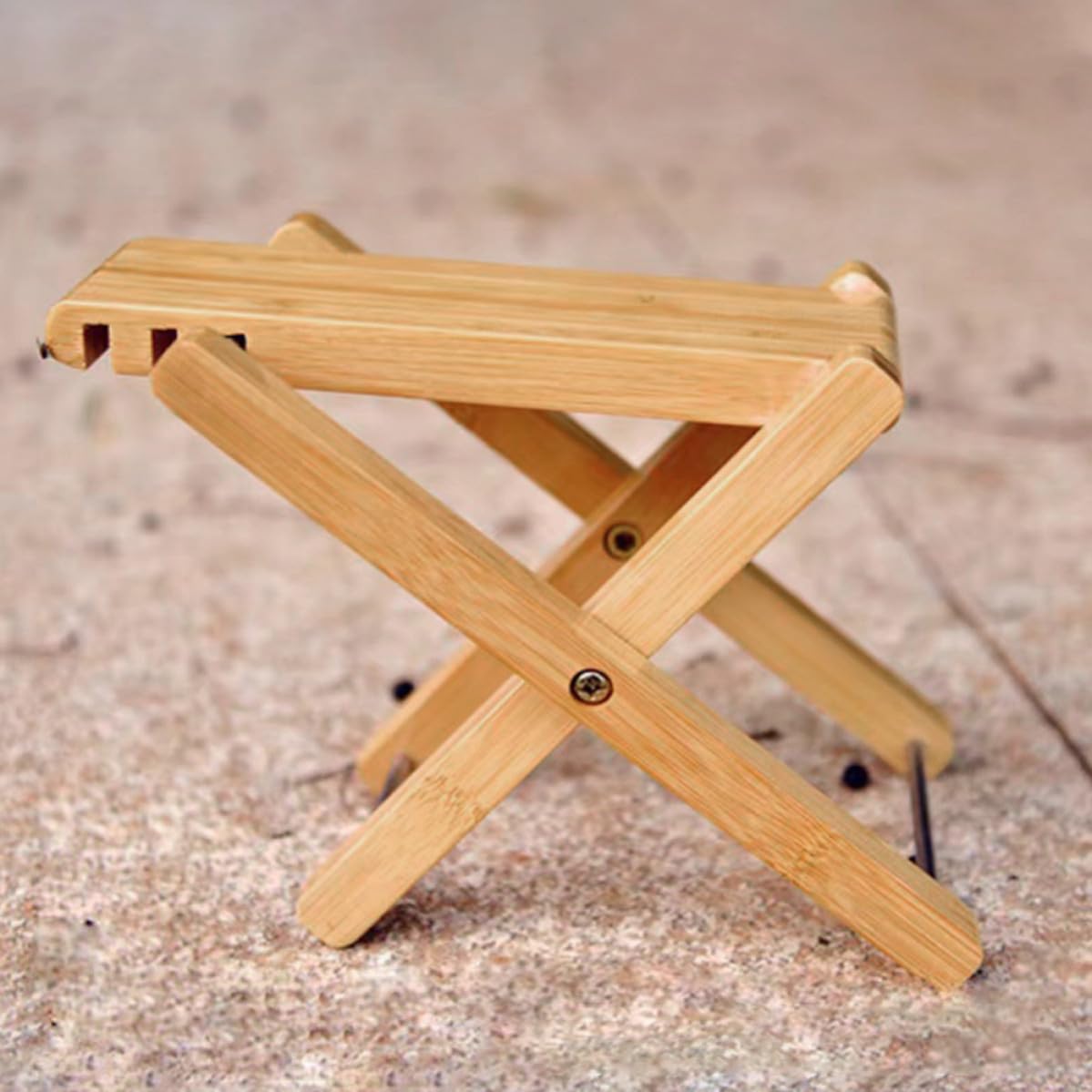 Sgabello Pieghevole in Legno per Chitarrista, Portatile e Regolabile | Struttura in Legno e Tessuto, Marrone, Borsa Inclusa, per Ufficio e Soggiorno