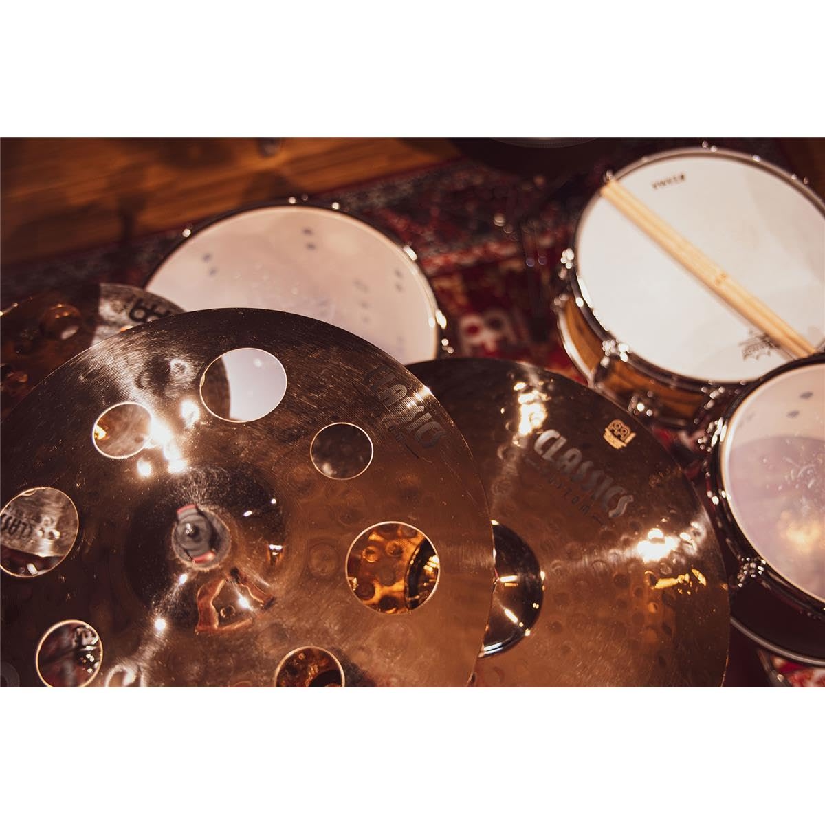 Meinl Cymbals Classics Custom Brilliant Plato Trash Crash de 16 pulgadas (40,64cm) Platillos de Batería - Bronce B12, Acabado Brillante (CC16TRC-B)