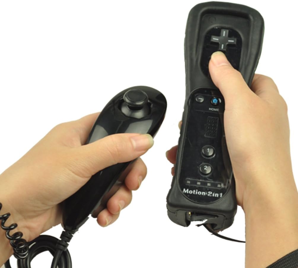 Built in Motion Plus Remote And Nunchuck Controller For Nintendo Wii Game + Case Black