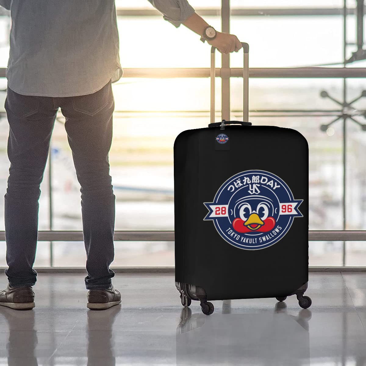 Amazon.co.jp: 東京ヤクルトスワローズ つば九郎 スーツケースカバー