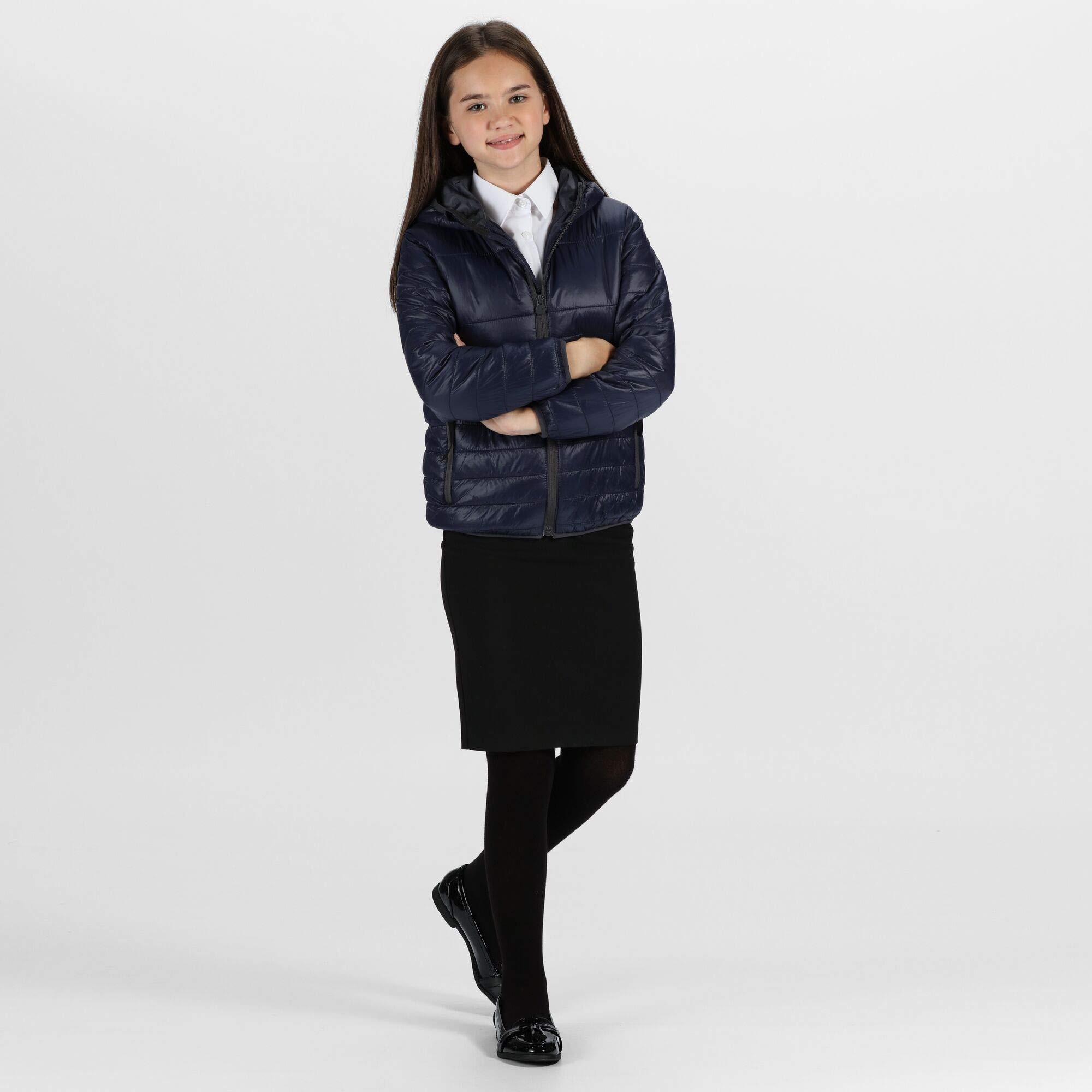 Regatta Veste Junior Matelassée Isolante, Légère, Déperlante et Compressible avec Capuche Stormforce Baffled/Quilted Jackets Mixte Enfant