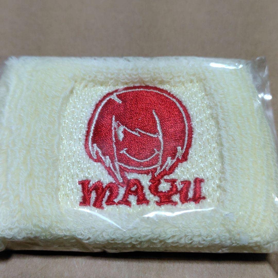 Amazon | 岩谷麻優 スターダム リストバンド 日本プロレス | ノー