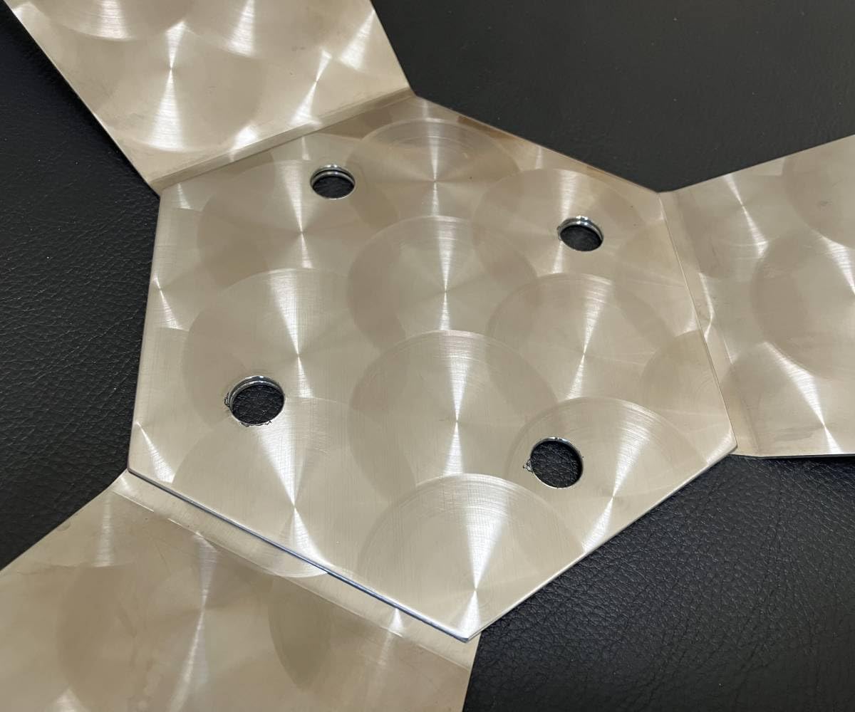 ウロコステンレス製 大型低床車用 19.5インチ うろこホイール