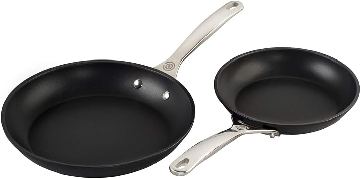 Le Creuset Toughened Nonstick PRO Cookware Set, 2 pc. (8 & 10 Fry Pan)