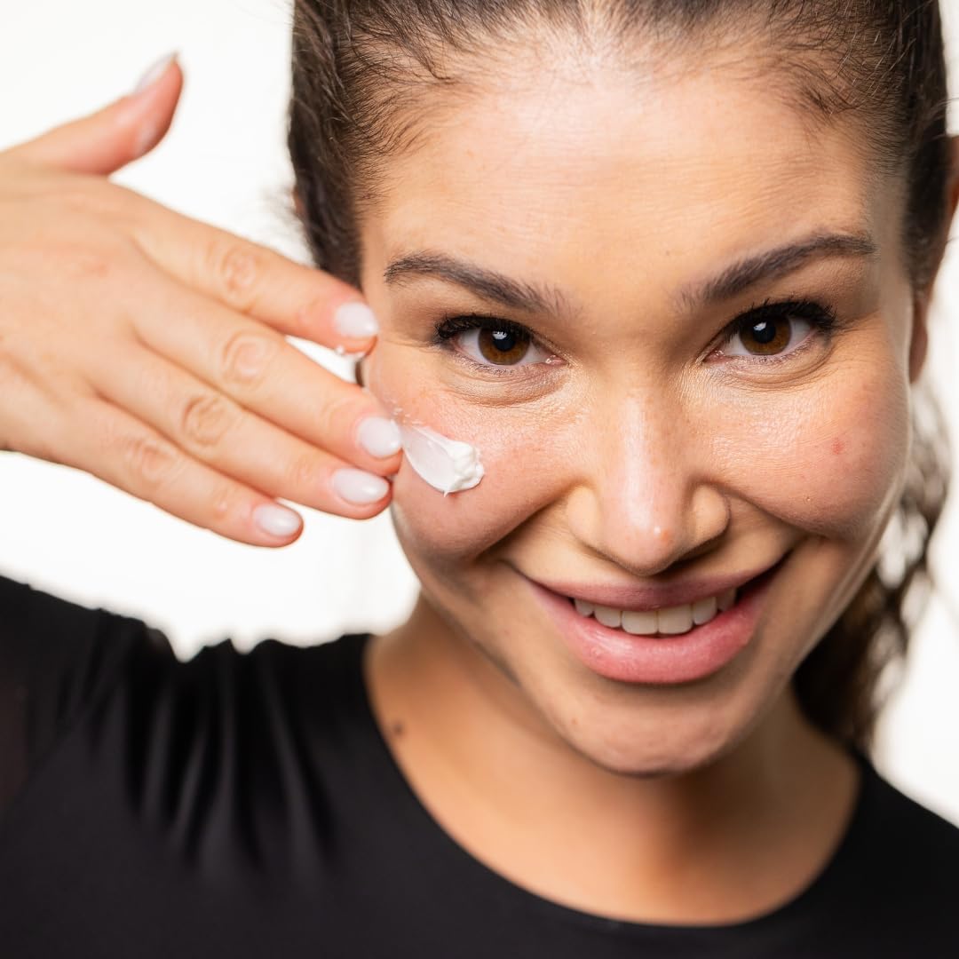 AOKlabs Fleckenentferner-Set – Baobab-Serum + afrikanische Goldfleckencreme | Reduziert Flecken und Flecken, beruhigt Ausbrüche, vereinheitlicht Ton, spendet Feuchtigkeit und regeneriert | Komplette