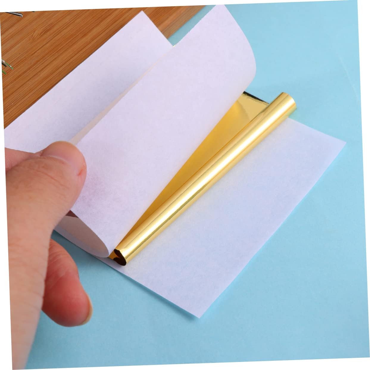 TEHAUX 200sheets Gold Foil Paper Imitation Leaf Foil Paper for Nail Art Manicure Decoration Craft Gilding