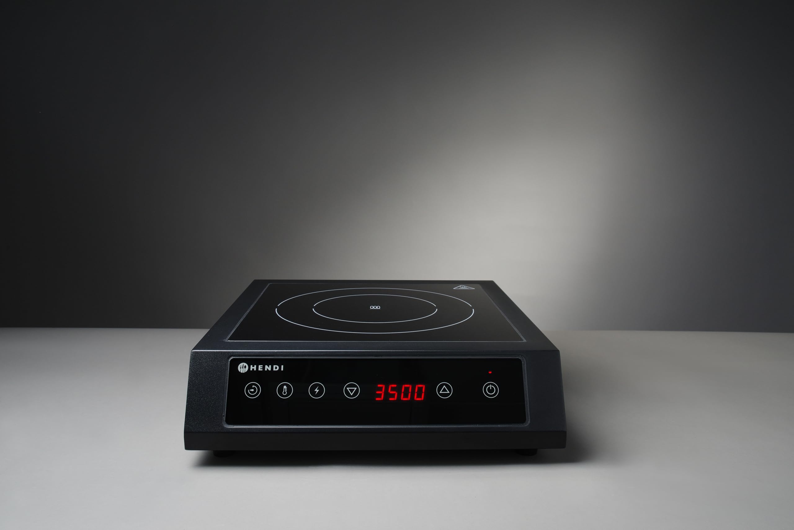 HENDI Piano cottura a induzione da appoggio professionale XL, controllo touch, 60-240°C, 220V, 3500W, 355x400x(H)100mm, ghisa e vetro temperato, nero
