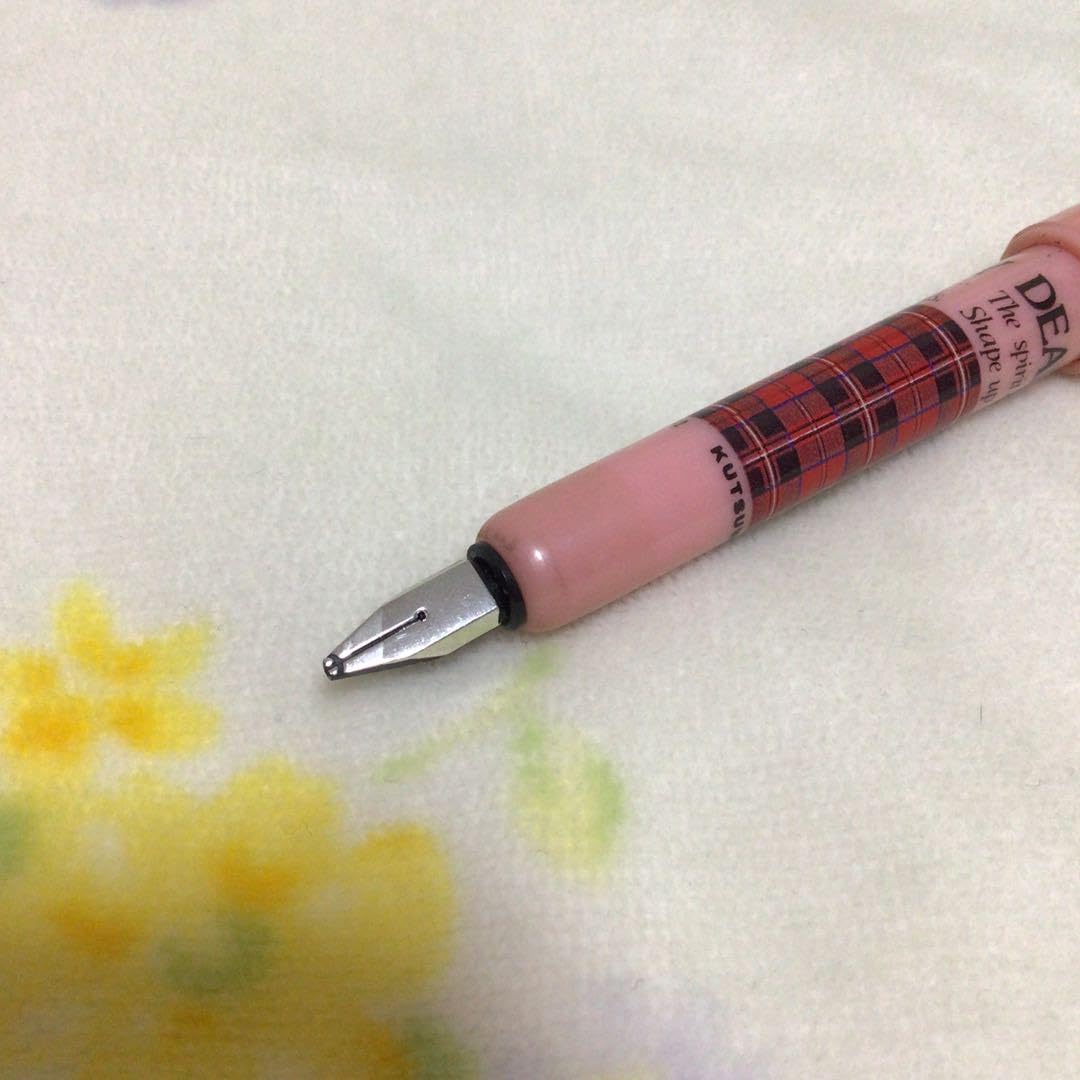 Amazon.co.jp: クツワ 万年筆風 シャーペン ピンク軸 2 : 文房具