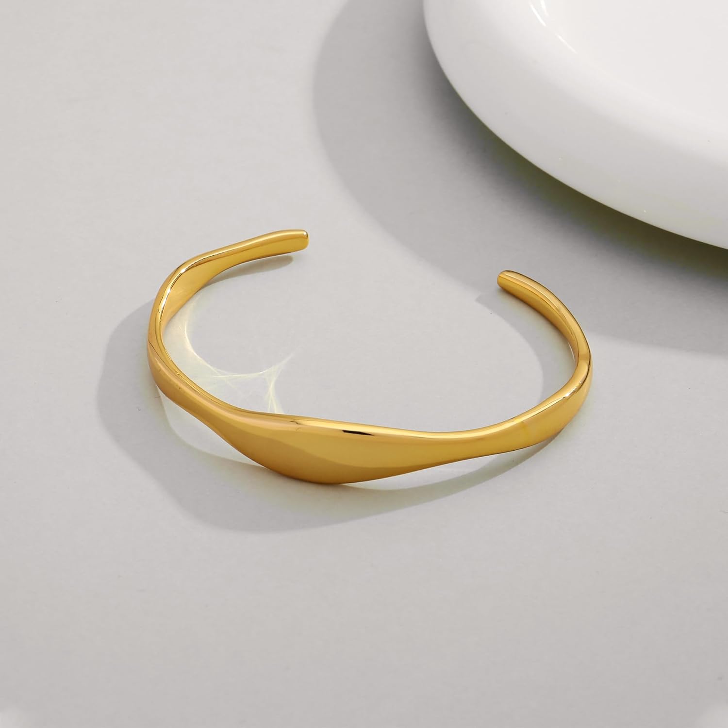 WOWORAMA Teardrop Gold Cuff Bracelets for Women Adjustable 18K Gold Plated Chunky Open Cuff Bangle Bracelets Minimalist Thick Gold Wrist Cuff Bracelets - Image 5