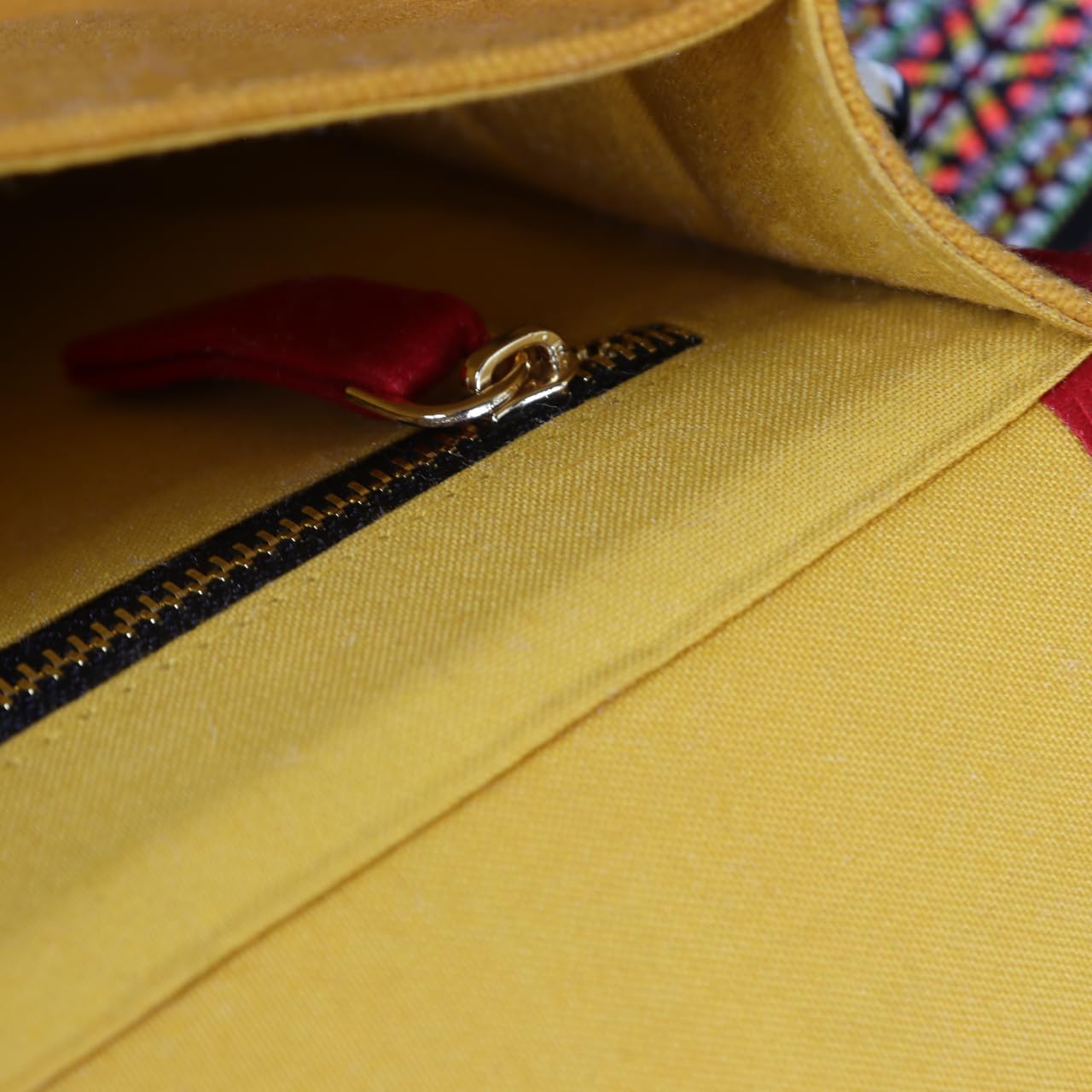 Handmade Beaded Handbag, Native American Style Crossbody bag, Czech Glass Beads Shoulder Bag, Unisex Handbag.