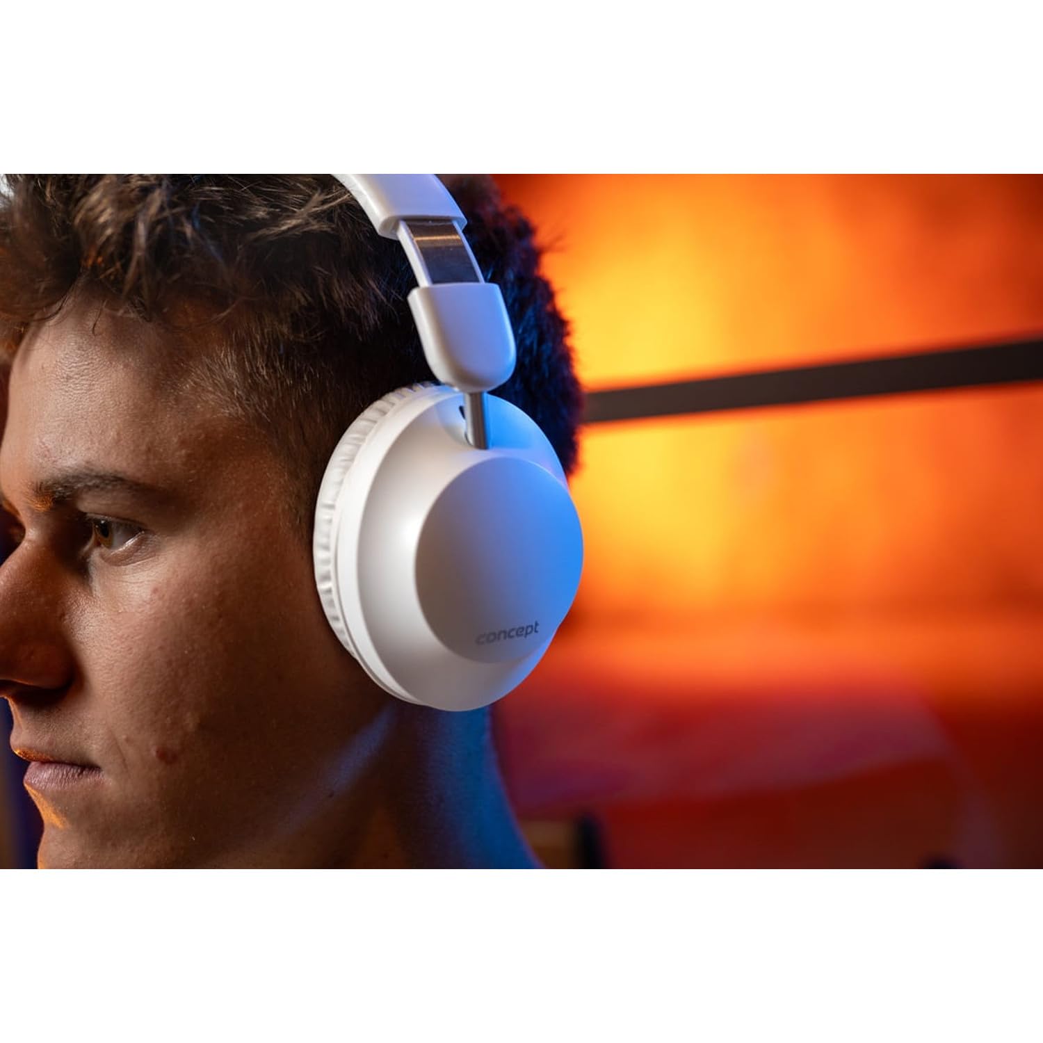 Słuchawki bezprzewodowe SoundJoy HS4080/HS4081 Bluetooth 6.0 45 godzin pracy na baterii USB-C szybkie ładowanie ANC 18 dB tryb gamingowy ENC mikrofon AUX 3,5 mm wygodne, lekkie etui (Biały)