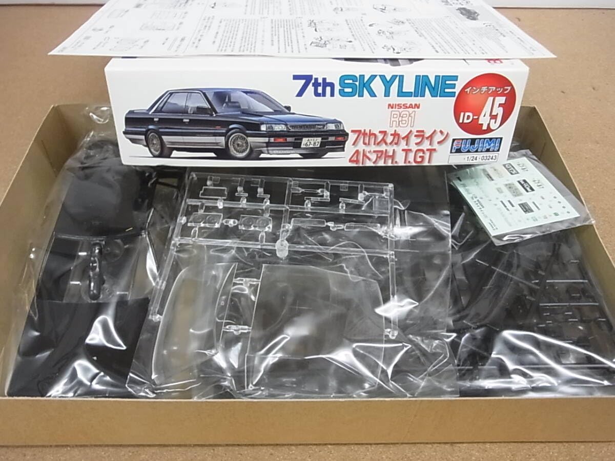 Amazon | フジミ 7th スカイライン 4ドア HT GT 85 R31 | ミニカー