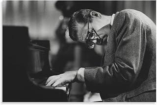 Bill Evans Musician Poster (1) Wall Art Poster Gifts Bedroom Prints Home Decor Hanging Picture Canvas Painting Posters 16x24inch(40x60cm)
