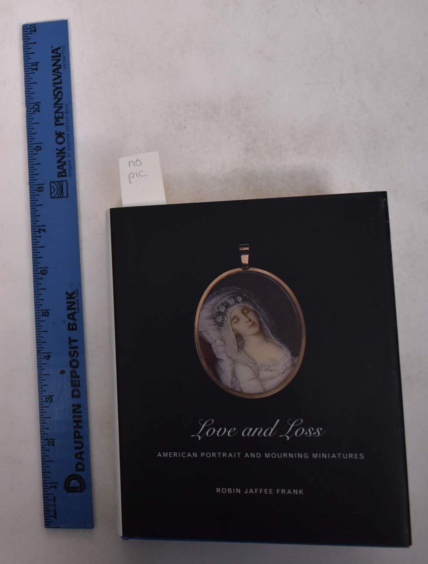 American portrait and mourning miniatures Love and Loss le livre des sentiments éternels