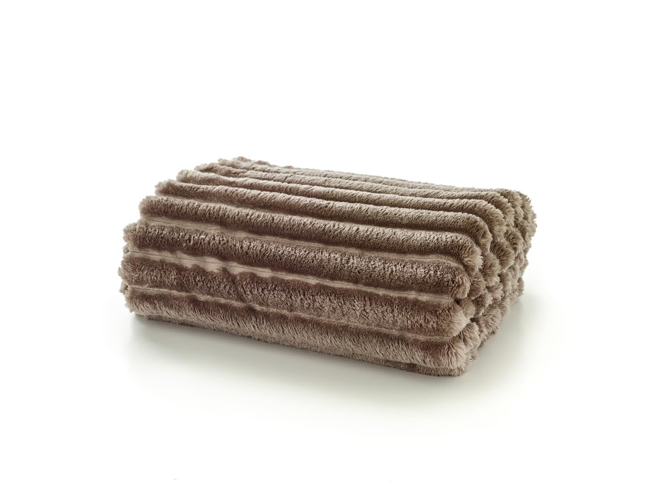 Deyongs Putty Alnwick Throw 140X180cm Â€“ Luxury Super Soft Ribbed Faux Fur Throw, Warm Cosy Snuggle Blanket For Sofa & Bed, Machine Washable, 140 X 180 Cm, Plush Plush