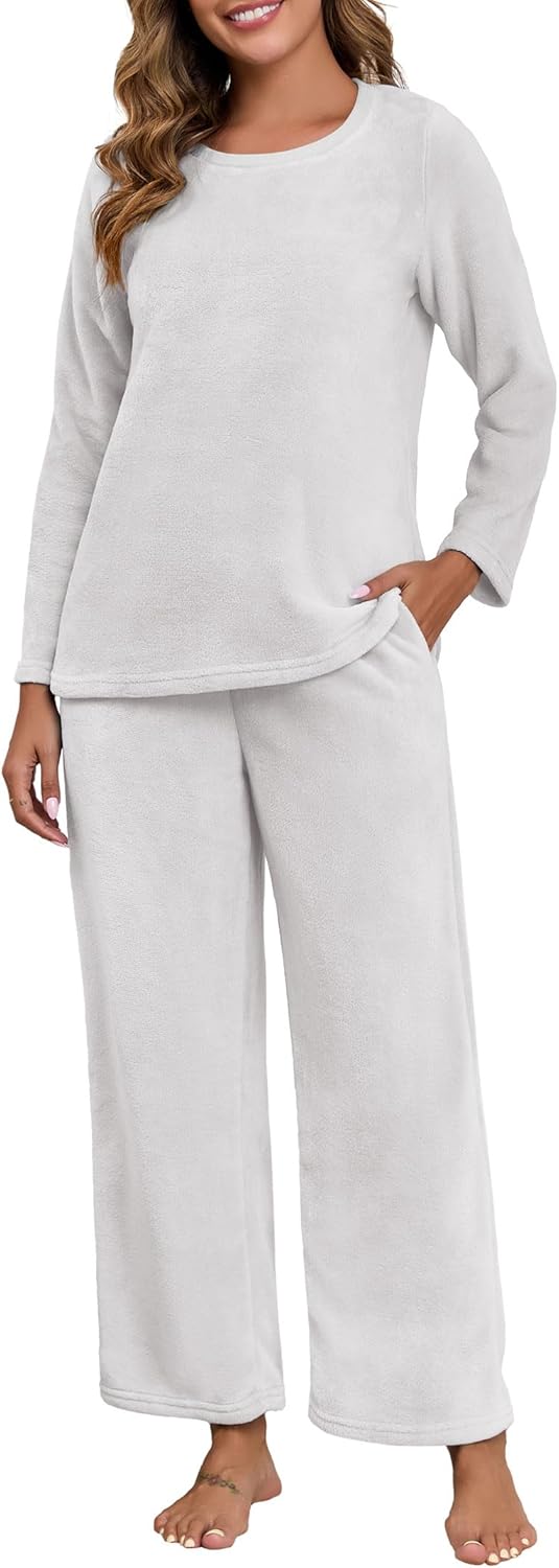 PrinStory Fluffy Flannel Winter Pajamas for Women - Plush Fleece Warmth, 2-Piece Fuzzy Pajama Set with Pockets - Image 2