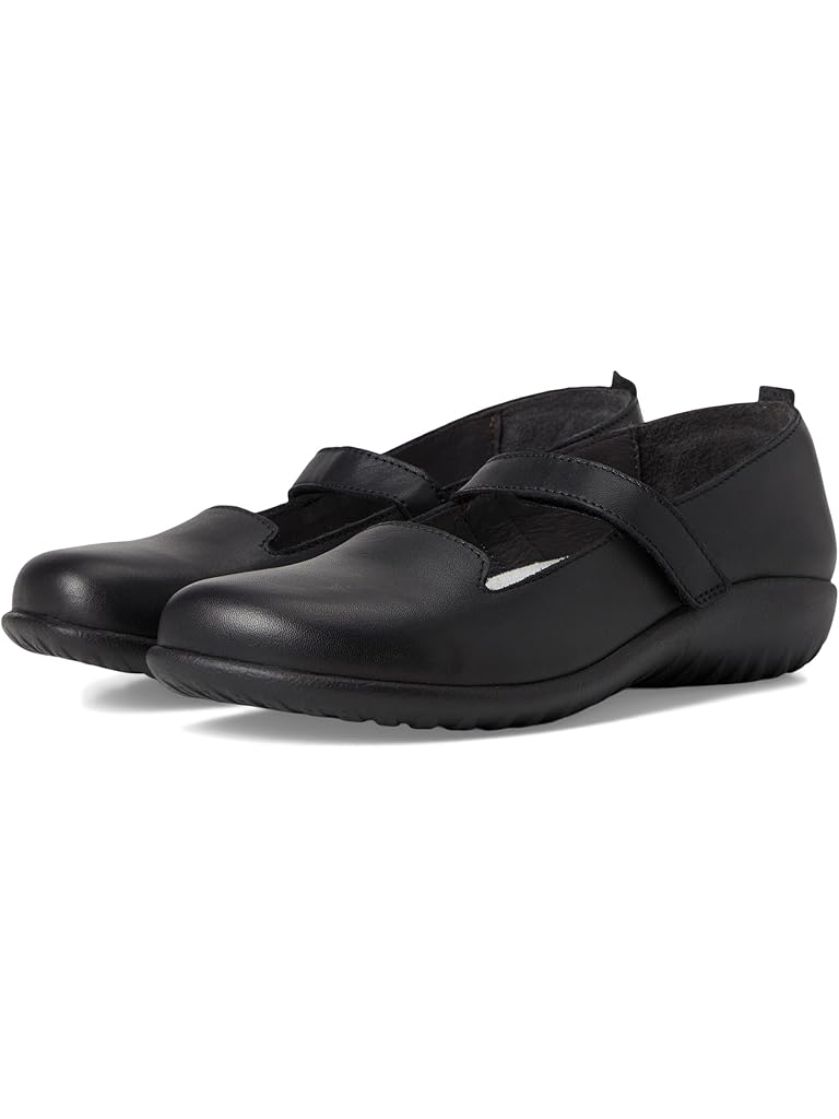 Black Naot Purini