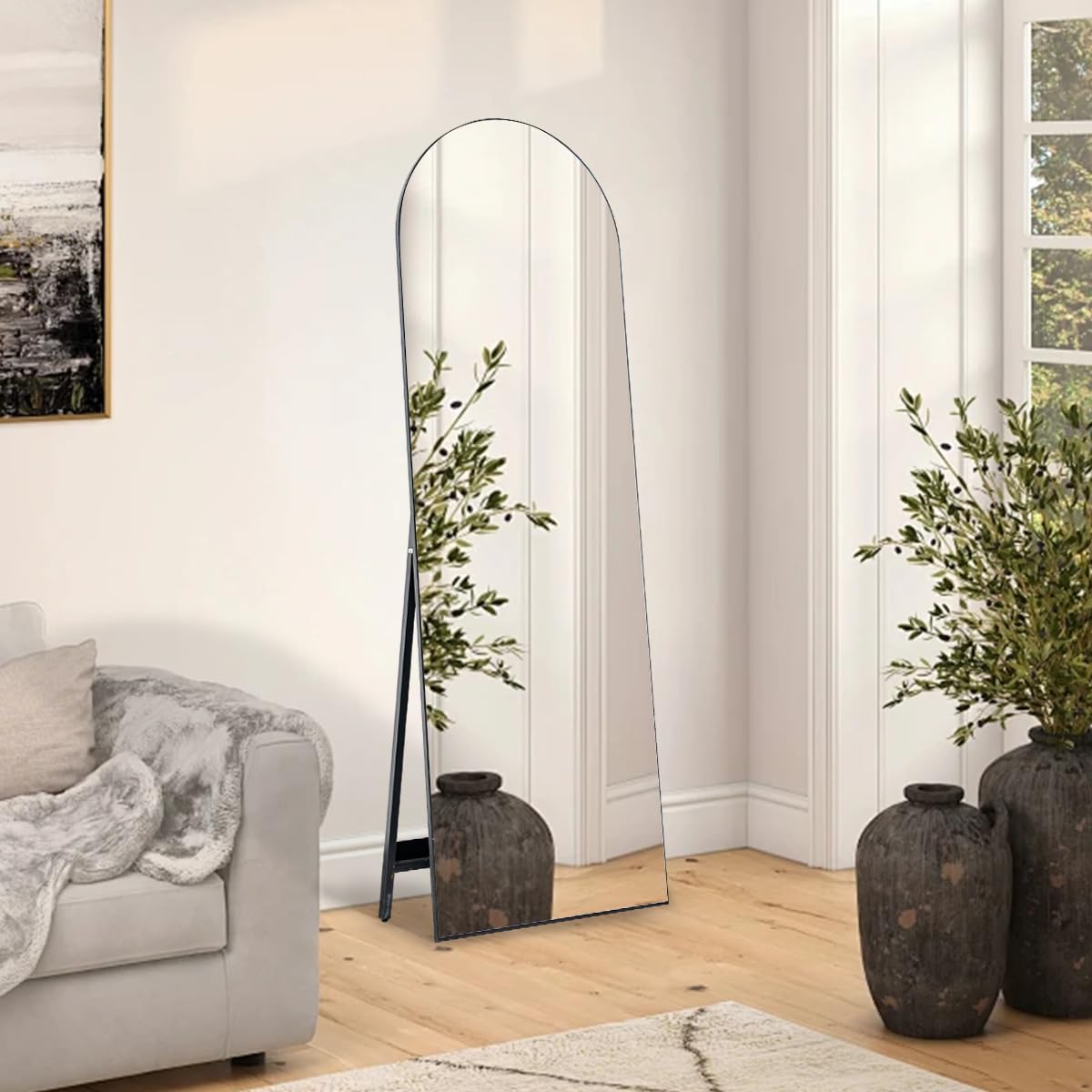 Advwin Minimalist Leaner Full Length Mirror — Matte Black - Lifestyle Shot