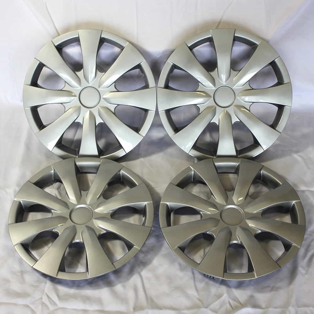 Set of 4 15" Push-on Silver Hubcaps for Toyota Corolla 2009-2013