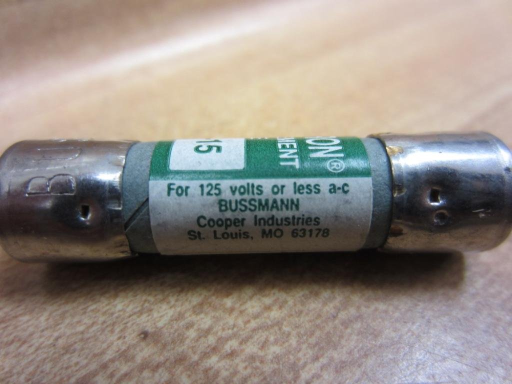 Bussmann FNM-15 bezpiecznik Fusetron FNM15 (10 sztuk)