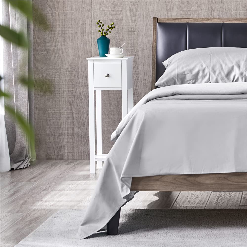 Yaheetech Table de Chevet Blanche, Table d'Appoint Haute Étroite, 1 Tiroir 1 Éagère, 25 x 25 x 70 cm Bout de Canapé Salon Chambre