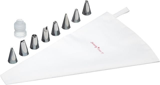 KitchenCraft Sweetly Does It Beginners Cake Decorating Piping Set, with Icing Bag and Nozzles, 8 Pieces