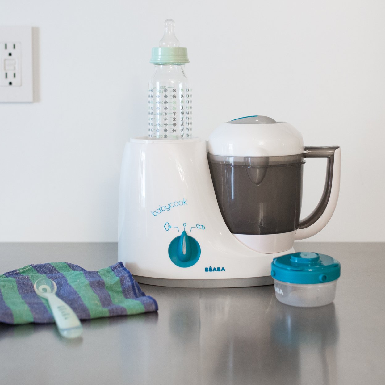 Beaba Babycook Plus 6 En 1 Cocina De Vapor Licuadora Original Y Calentador De Biberones 3 5 Tazas Apta Para Lavaplatos Pavo Real Bebes Amazon Com