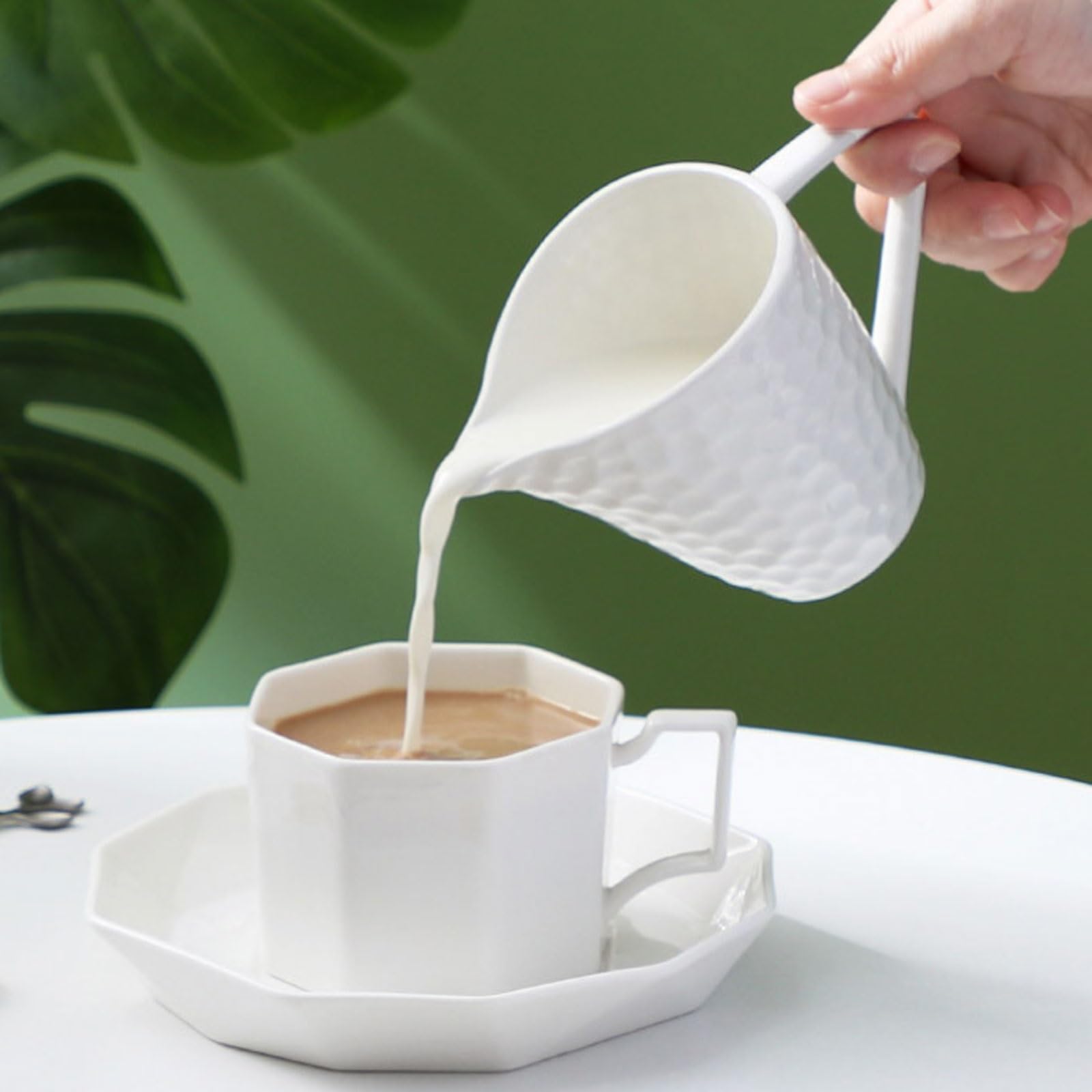 MRKU Pot à Lait, saucière, Tasse à Eau, pichet, crémier, Distributeur de café, sucrier, récipient en céramique à décor en Relief, 220 ML et 280 ML, Style européen