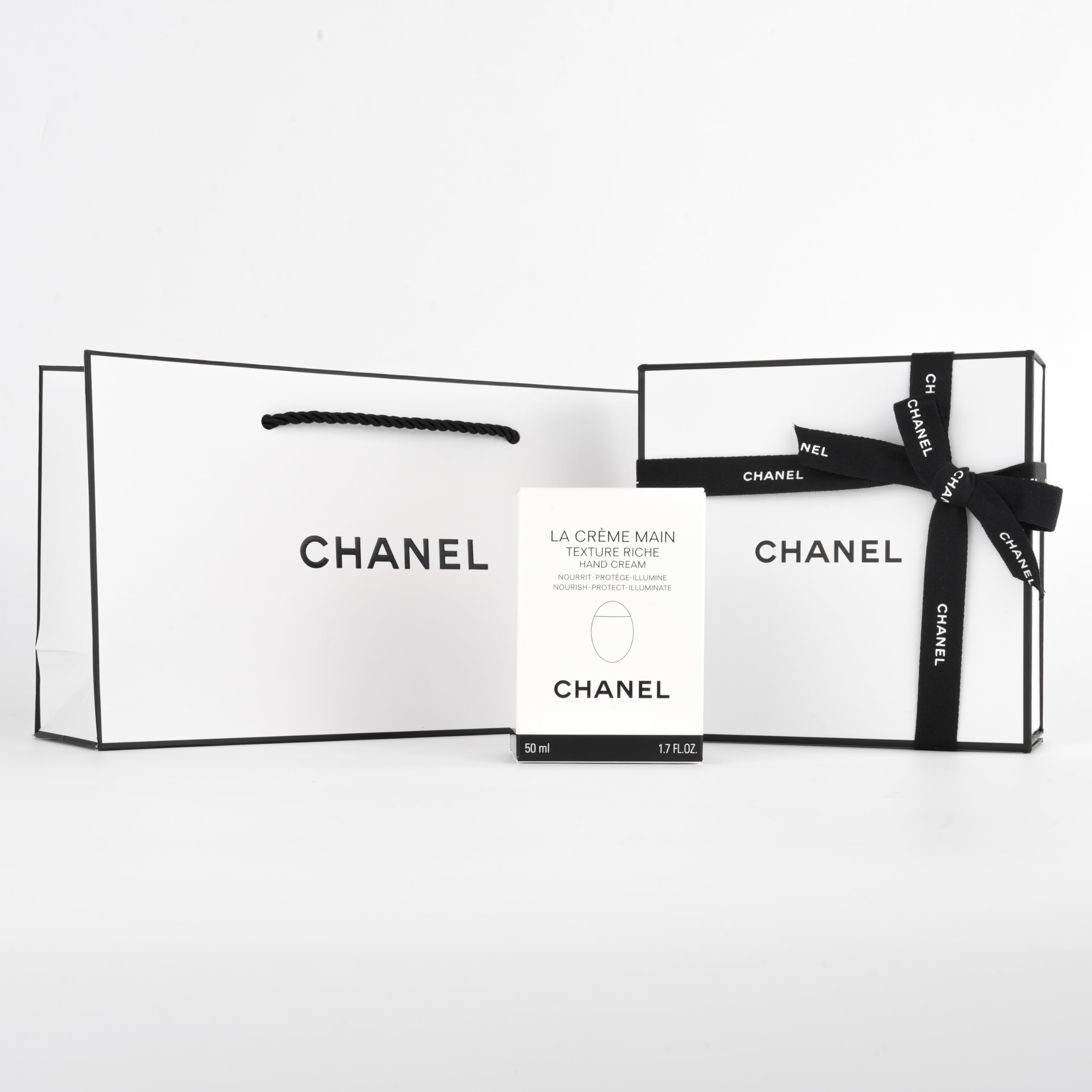 Amazon.co.jp: 【国内正規品】CHANEL シャネル ラ クレーム マン