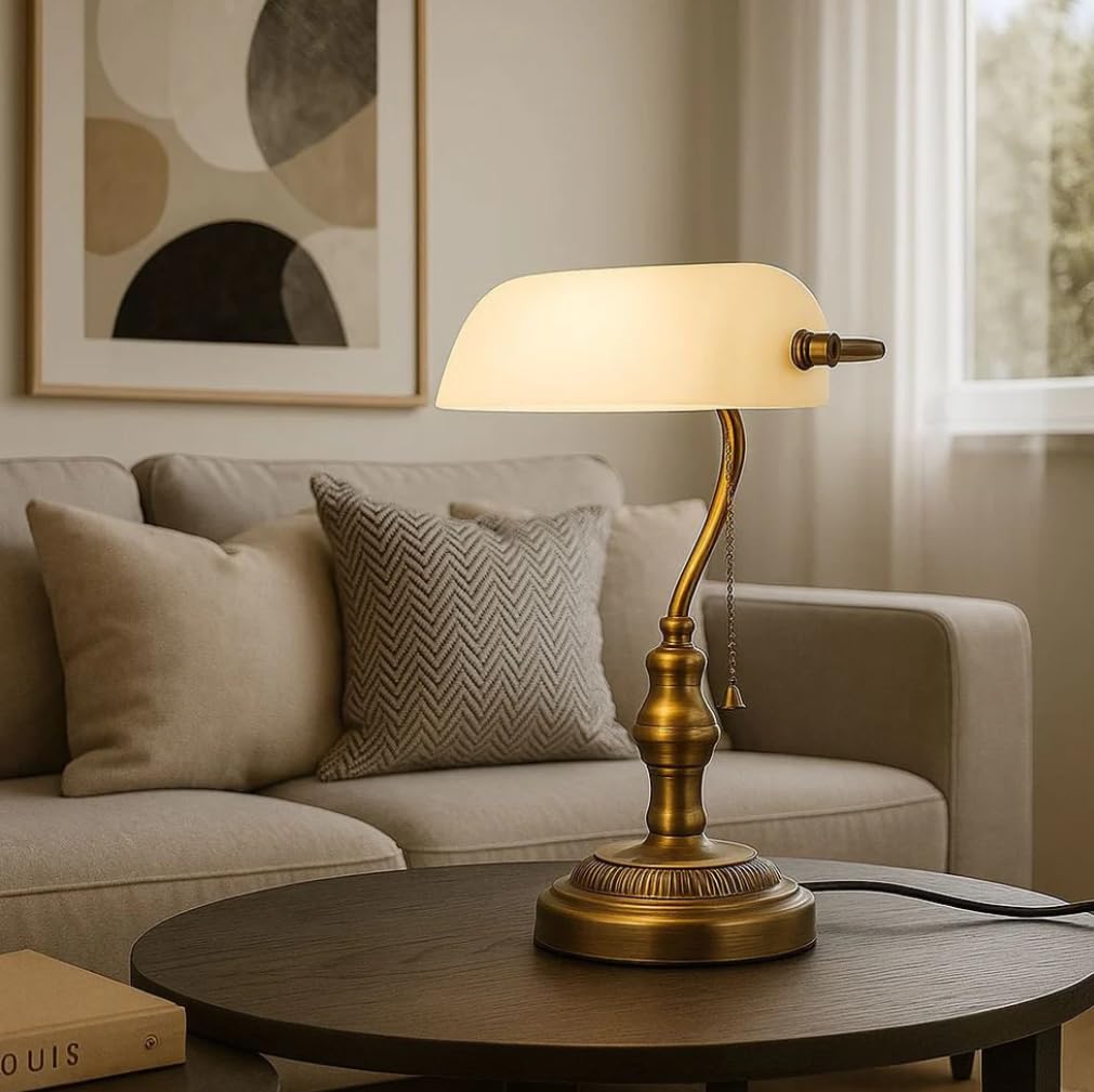 BARCELONA LED Tischlampe Vintage BANKIER E27 – Retro Schreibtischlampe mit weißem Glasschirm, Metallfuß in Messing/Chrom/Nickel, Ideal für Büro, Arbeitszimmer, Wohnzimmer und Restaurant