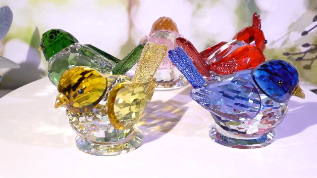 鳥　クリスタルガラス　グリーン 鳥 クリスタルガラス グリーン Tittot Art Crystal Glass Green