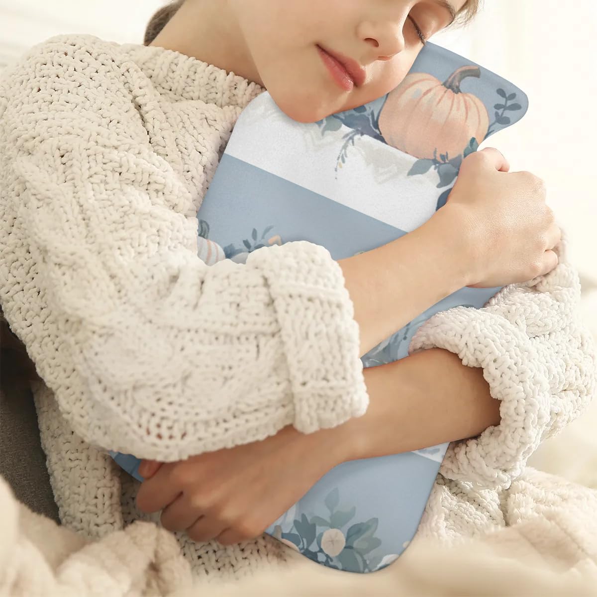 Hot Water Bottle with Soft Cover,2L Cartoon Pumpkin Hot Water Bag for Hot and Cold Compress, Hand Feet Warmer, Glitter Pumpkin Rubber Hot or Cold Water Bottle Halloween Christmas Decorations