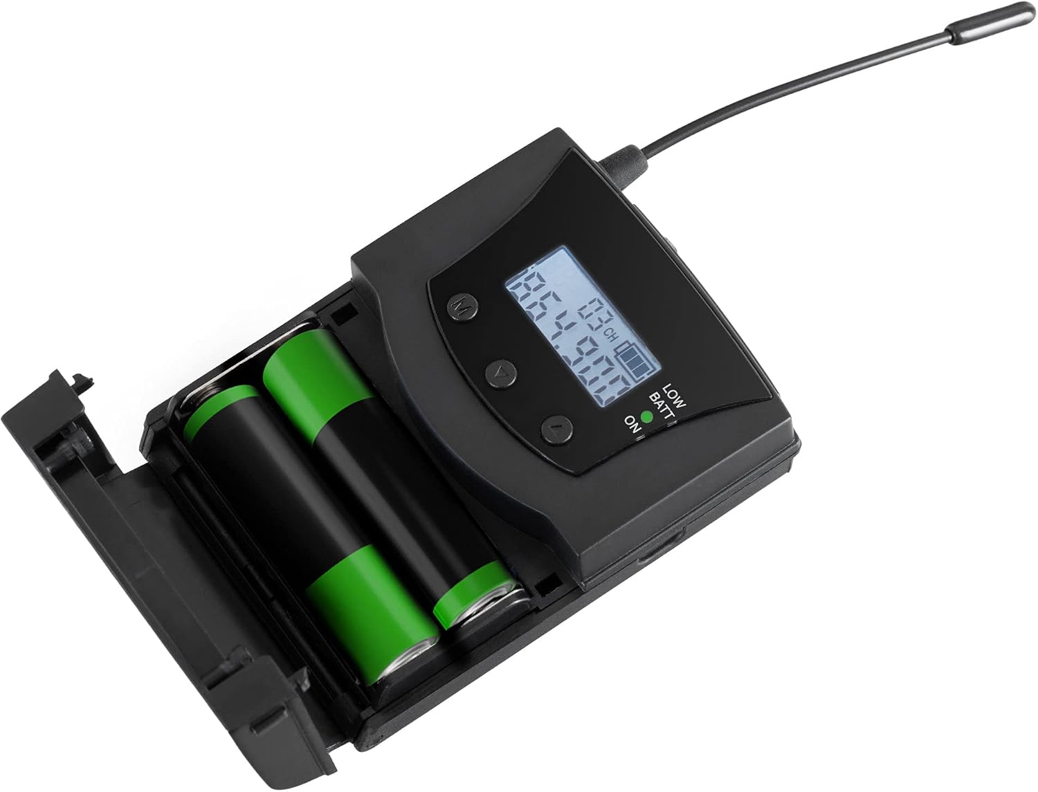 Open battery compartment of Beatfoxx Silent Guide V2 SDT-BP30 Transmitter with batteries inserted
