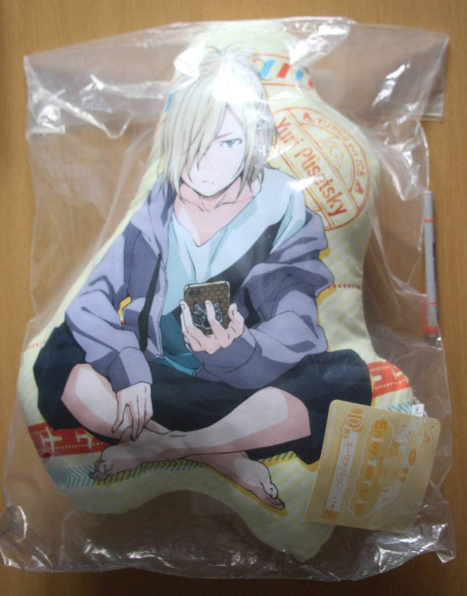 Amazon.co.jp: 33-7 ユーリ!!! on ICE D賞 ユーリクッション F賞・G賞