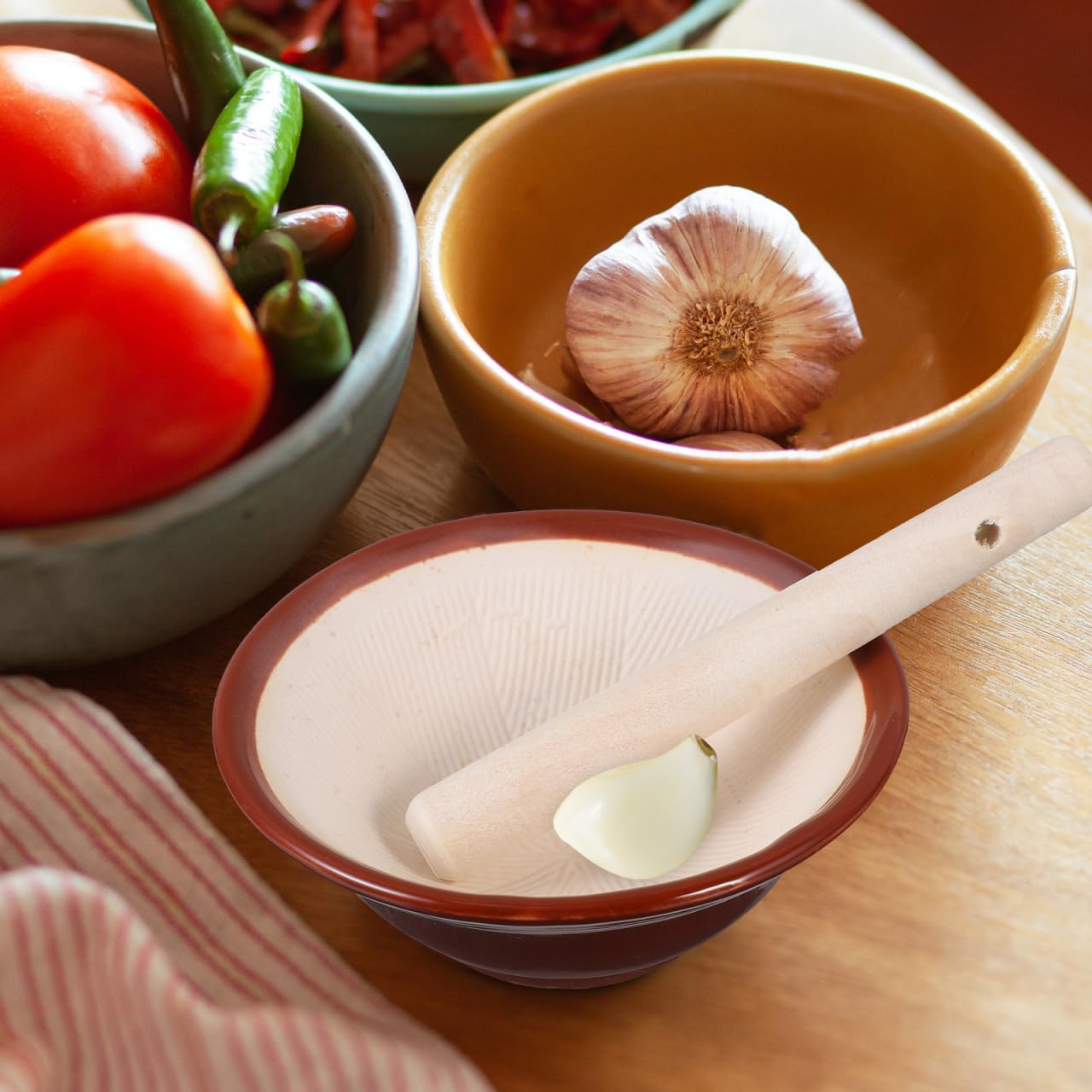 1pc Grinding Bowl Bowl Retro Grinding Kitchen Ceramic Condiment Grinding Canister