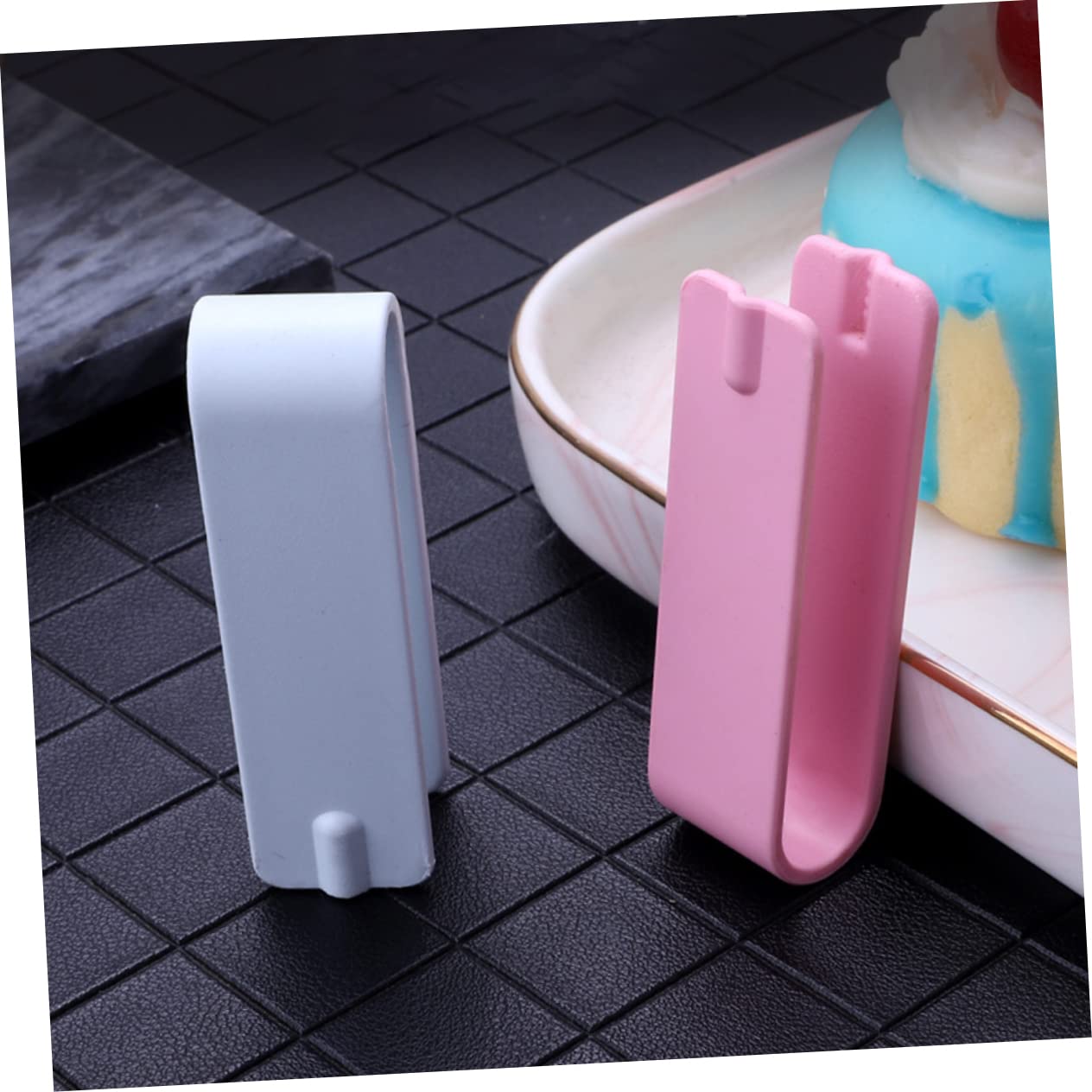 ULTECHNOVO 20Pcs Melon Shell Openers Sunflower Peeling Tool Compact Nut Cracker Ergonomic Design for Easy Use for Home and Outdoor Enjoyment