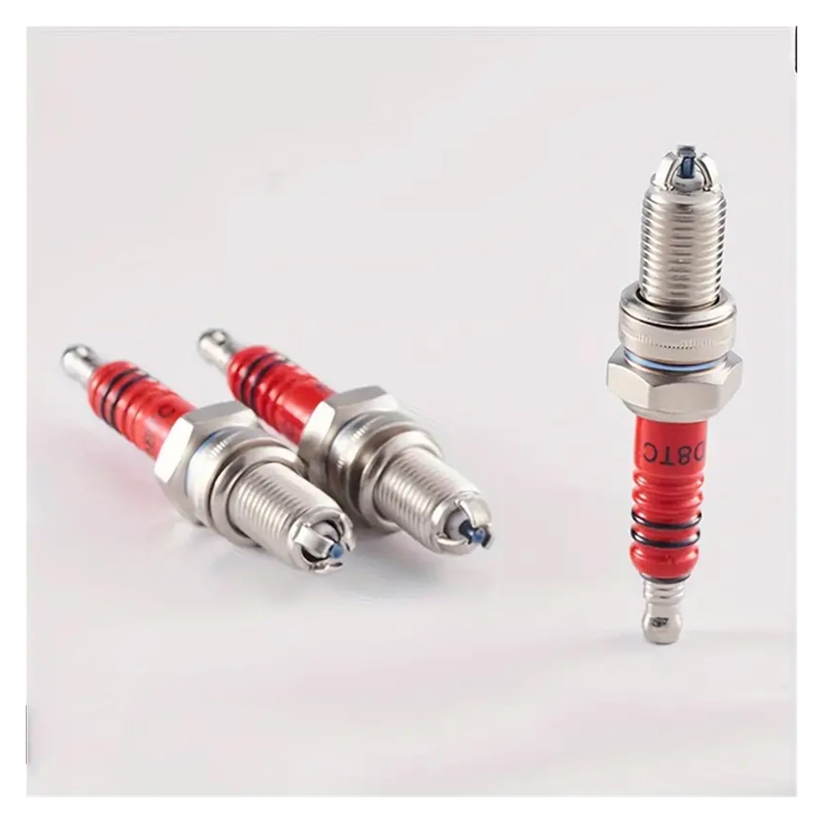 D8TJC D8TC Zestaw świec zapłonowych 12MM do motocykli terenowych, elektroda ze stopu aluminium, pasuje do silników o pojemności 125 cm3, 150 cm3, 200 cm3 i 250 cm3 - opakowanie 2 szt.