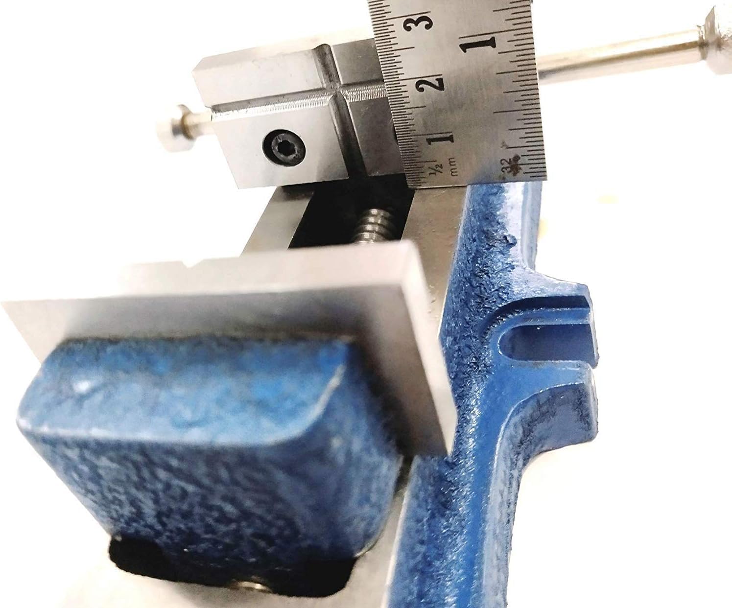 Frezowanie 125 mm x 100 mm stała podstawa prowadnica pionowa i imadło samocentrujące 50 mm