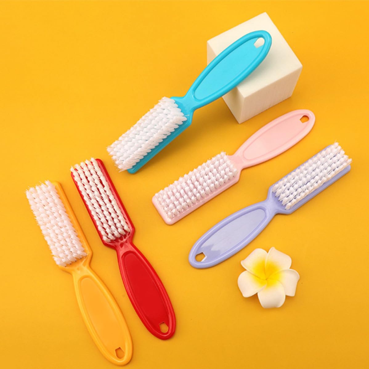 Spazzola per Unghie in Plastica 24 Pezzi, Leggera e Facile da Trasportare, la Pulizia delle Unghie in Cucina e Lavandini Colore Casuale