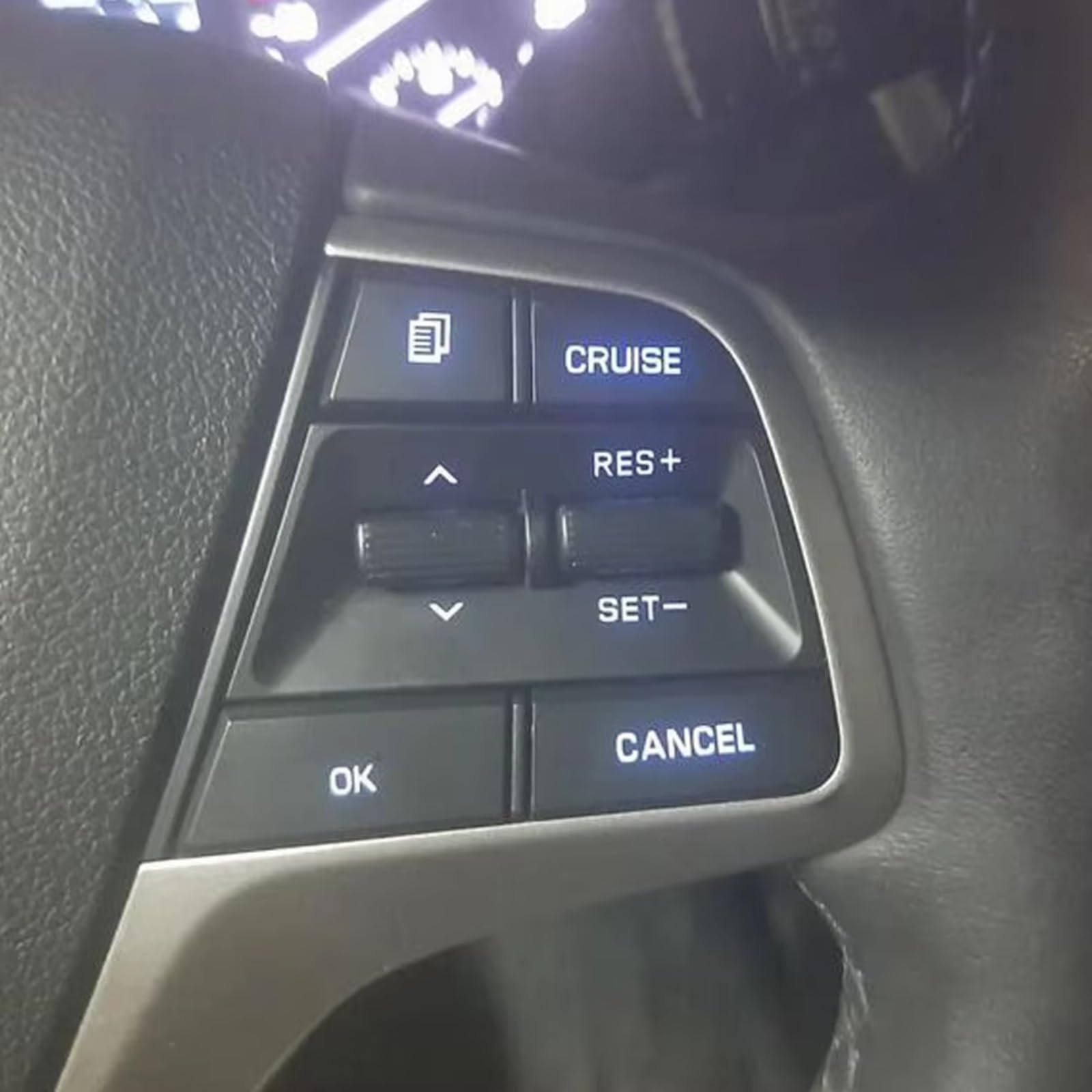 Compatible Con Hyundai Para Móvil Para Collar Para Solaris 2016 2017 2018 2019 Botón De Interruptor De Volante De Control De Crucero Del Lado Derecho autopartes(Right Side-wire)