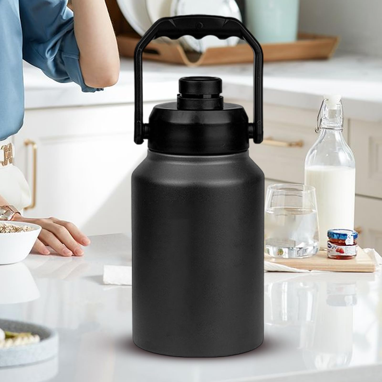 Cubo de hielo con tapa asa de transporte, botella de agua incluida
