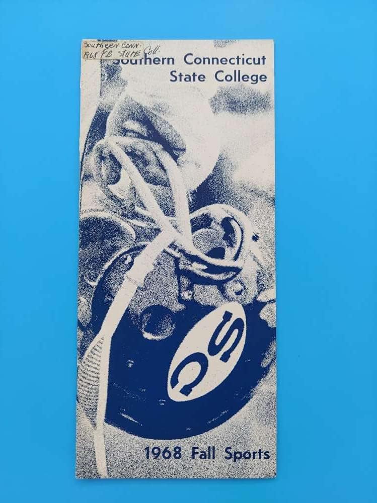 SOUTHERN CONNECTICUT STATE COLLEGE OWLS COLLEGE FOOTBALL MEDIA GUIDE 1968