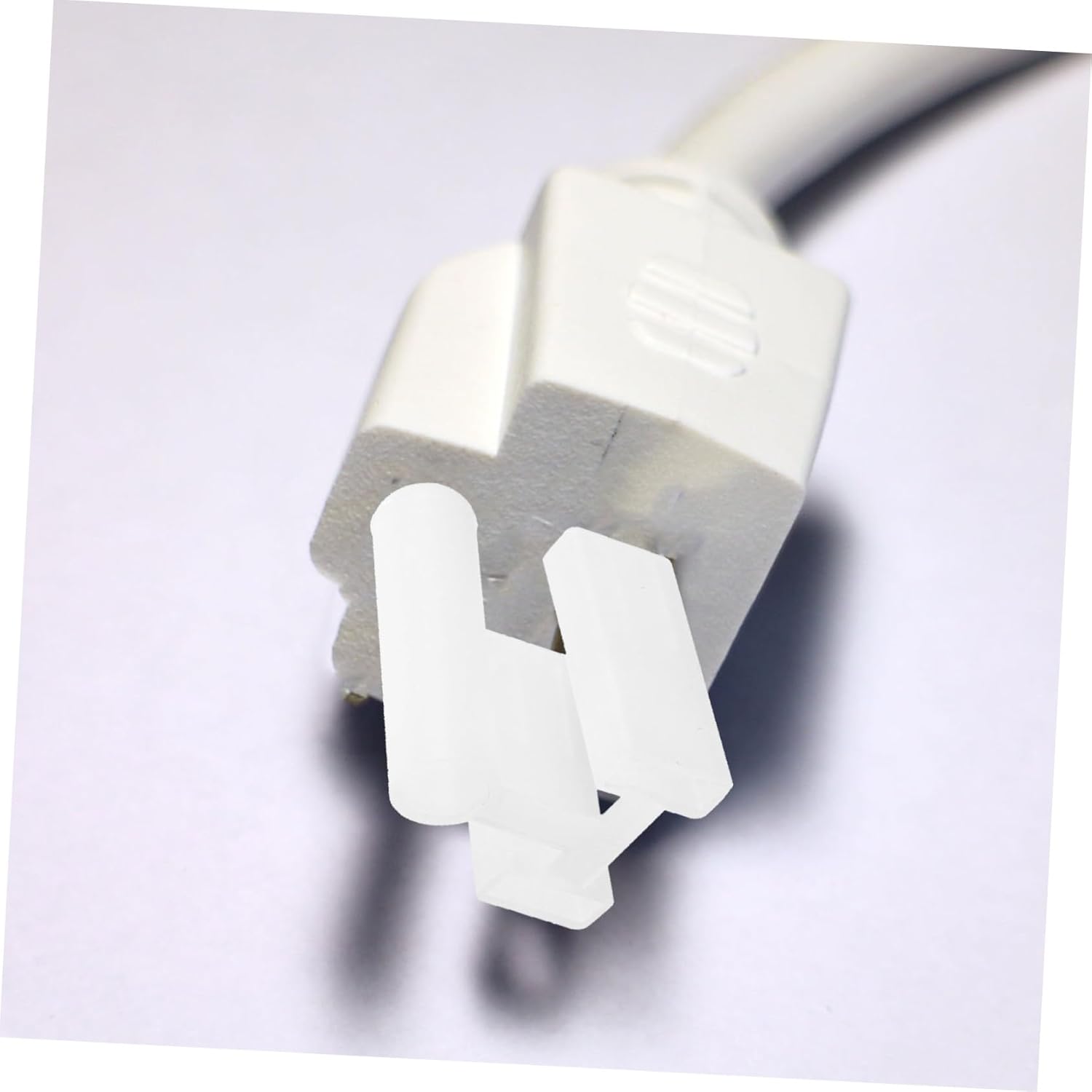 DOITOOL 500pcs Prong Outlet Covers Outlet Safety Covers Plastic Plug for Electrical Power Proofing Plug