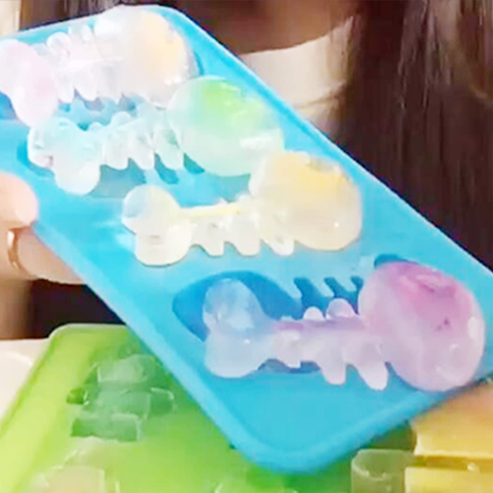 BEE&FLOWER Set 4 Vaschette Per Cubetti Di Ghiaccio In Silicone – 8 Scomparti L'una – Riutilizzabili E Multiuso - 2