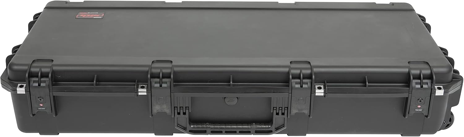 SKB Wide w/Think Tank Interior: 45" x 18" x 6.25" 3i-4719-TKBD iSeries 4719-8 61-Note Keyboard Case (3i4719TKBD)