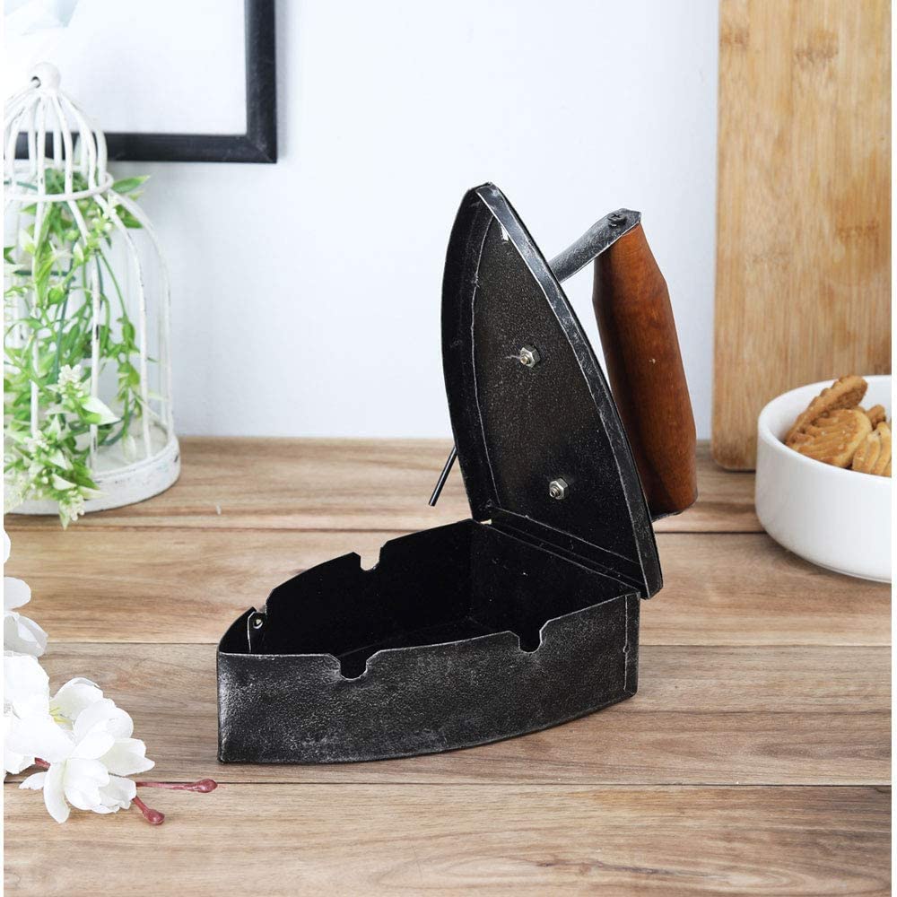 BOGEN LITE Metal Iron shaped Oldcharm Ashtray (Multicolor)