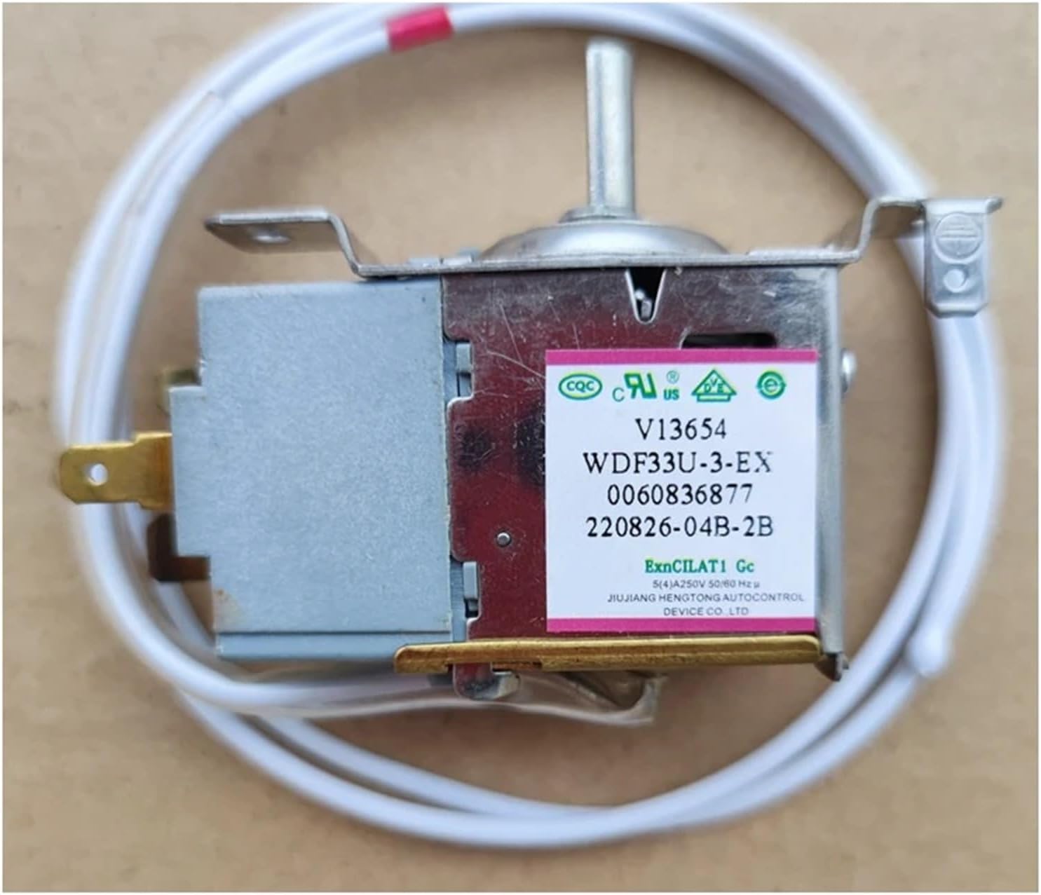 1PCS For Refrigerator Thermostat WDF33U-3-EX 0060836877 Tripod Temperature Control Switch Control Accessories