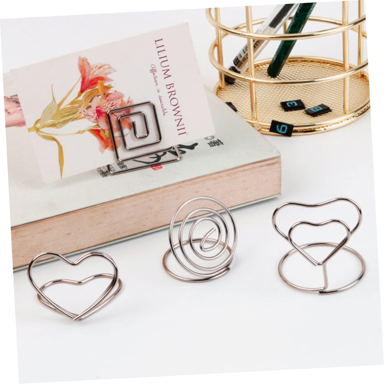 20pcs Heart and Shape Table Clips Mini Photo Holders for Weddings Parties and Events Creative Message Note Clips for Desktop Decoration