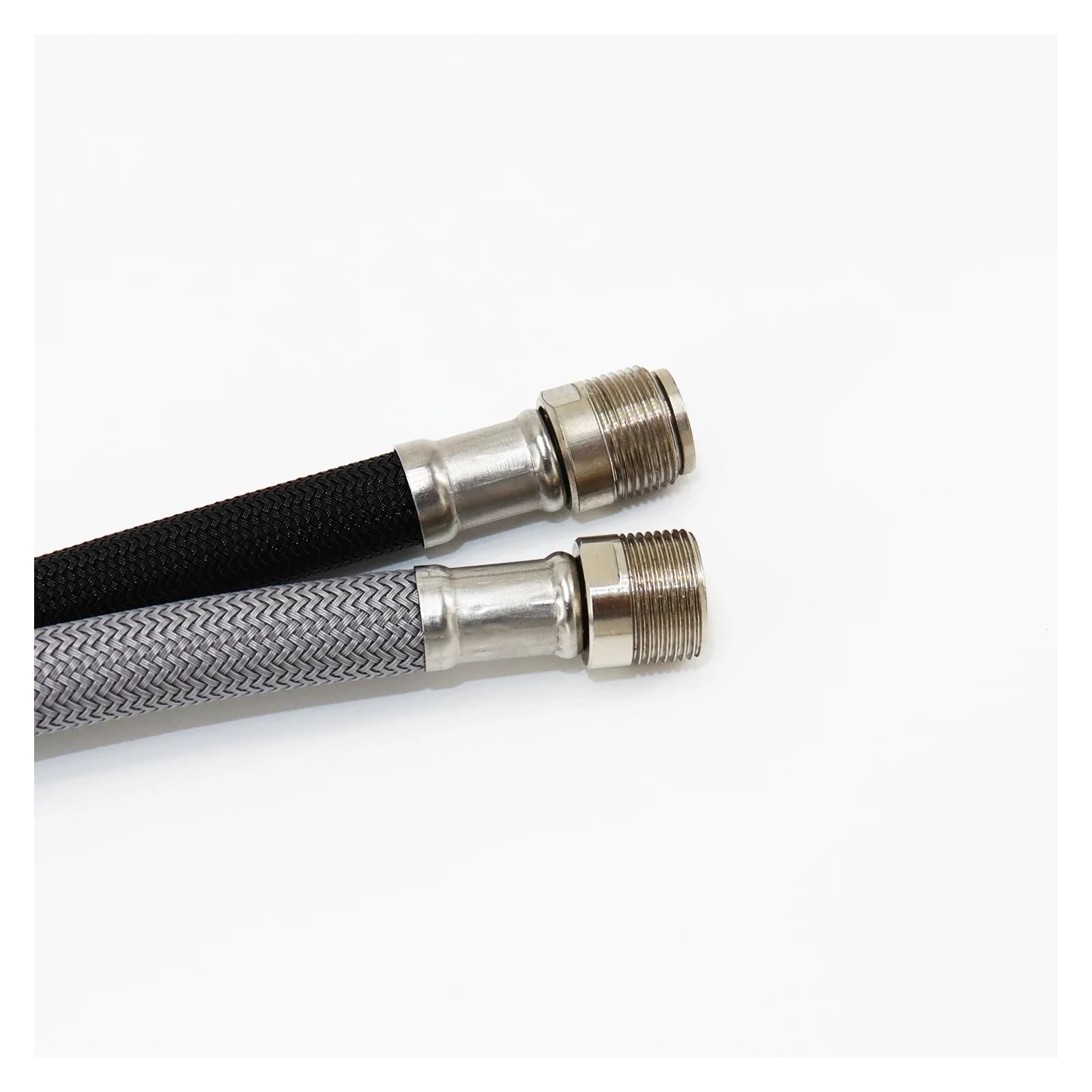 Flexibele Waterslang Sluiten Van Een Metalen Gevlochten Flexibele